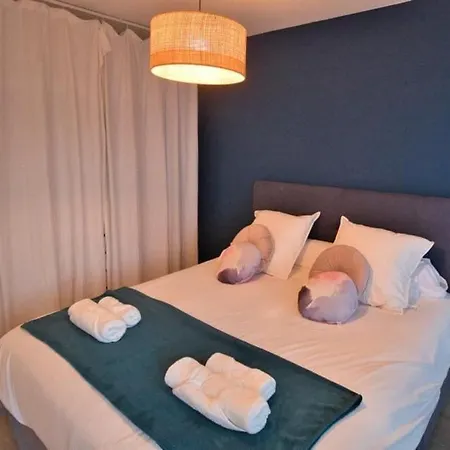 아파트 *grand T3*lumineux*vue*parking*